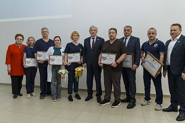 Подведены итоги года в одной из ведущих больниц Оренбуржья